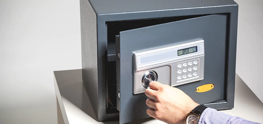 Jewelry Safe Unlocking Service in Madera Acres, California