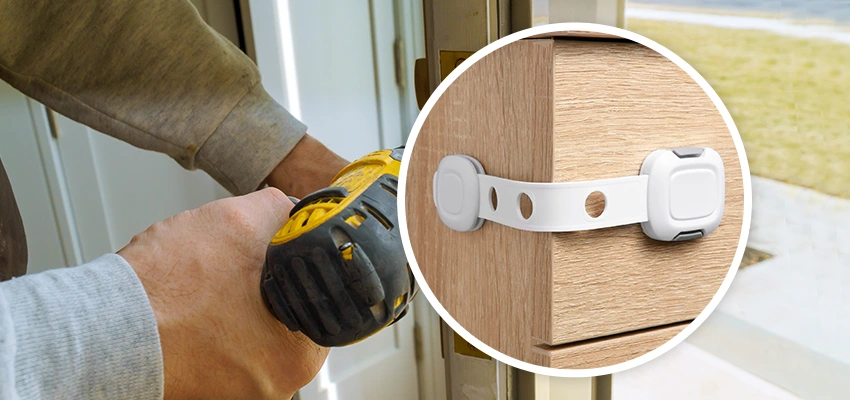 Childproof Sliding Door Locks in Madera Acres, CA